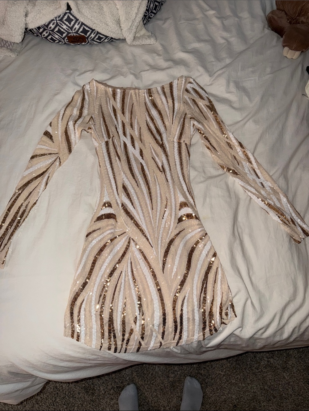 Selfie Leslie Beige and Gold Sequin Long Sleeve Bodycon Dress